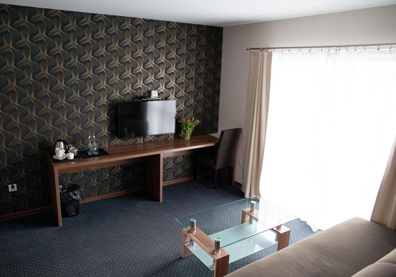 Aparthotel Babilon Krzeszow à Krzeszow  Extérieur photo