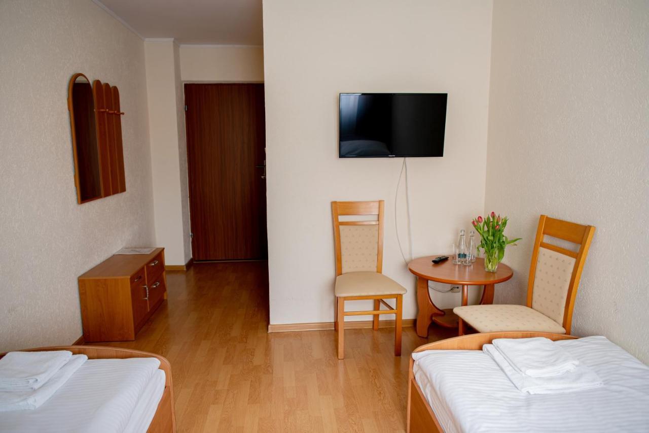 Aparthotel Babilon Krzeszow à Krzeszow  Extérieur photo