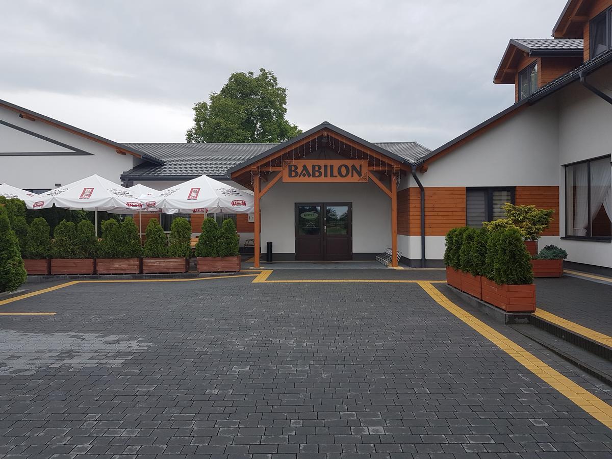 Aparthotel Babilon Krzeszow à Krzeszow  Extérieur photo